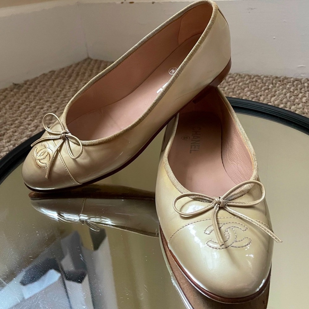 CHANEL Ballet Flats